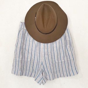 NWT💙🤍Loft High Rise Summer beach shorts 💙🤍Size M